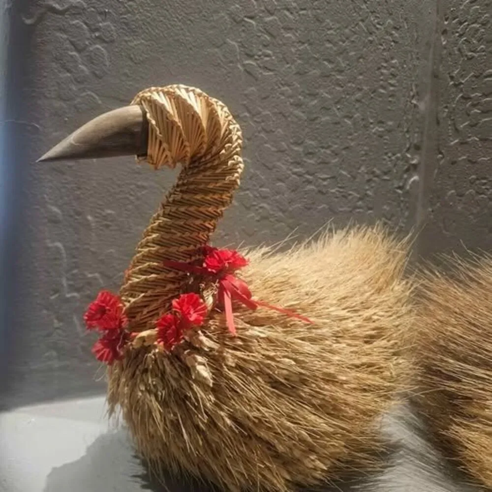 Pair of Decorative Straw Wheat Swans with Wood Beaks